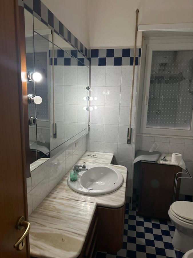 Hotel Palm House Roma Esterno foto